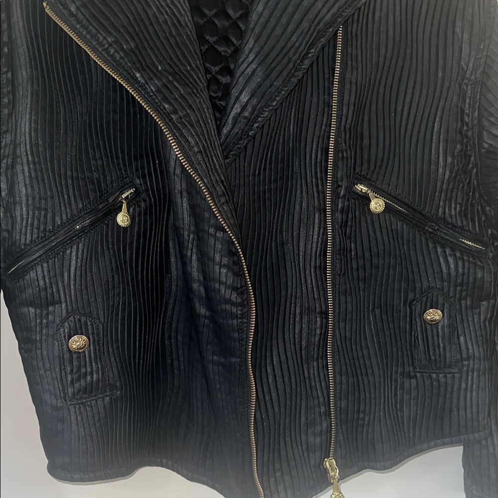 Vintage, New WOT Versace Black Quilted Zip-Front Moto Jacket with Gold Hardware - Picture 10 of 16